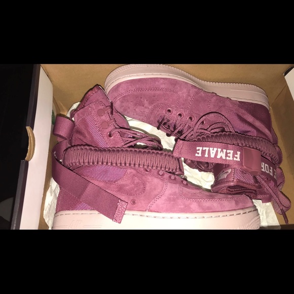 Air forces - Picture 2 of 4